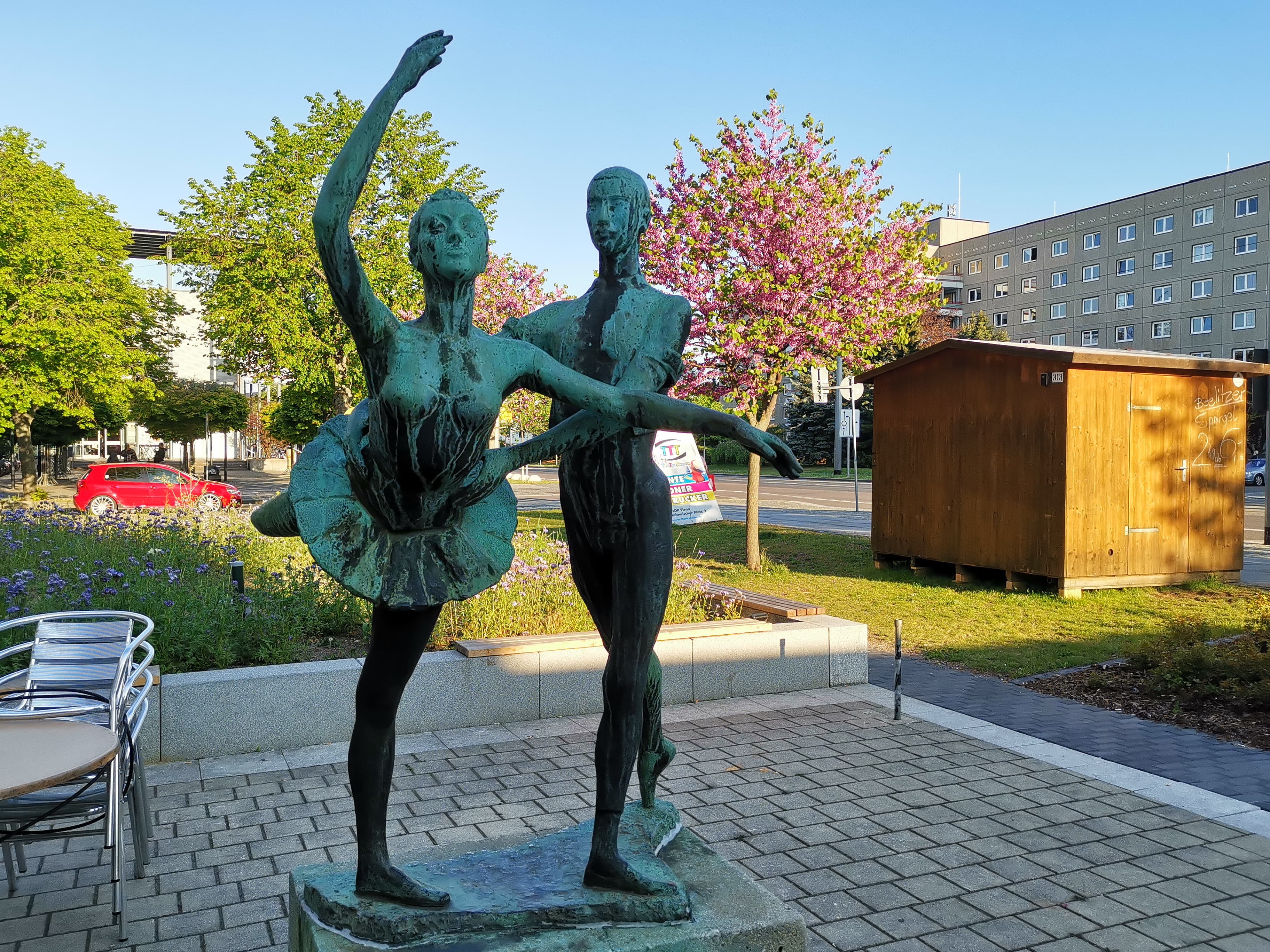 Balletttänzer by Magdalene Kreßner, Dresden