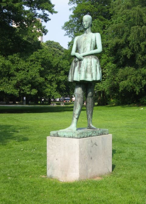 Ballet dancer, sculpted by Oscar Jespers, Antwerp, Belgium