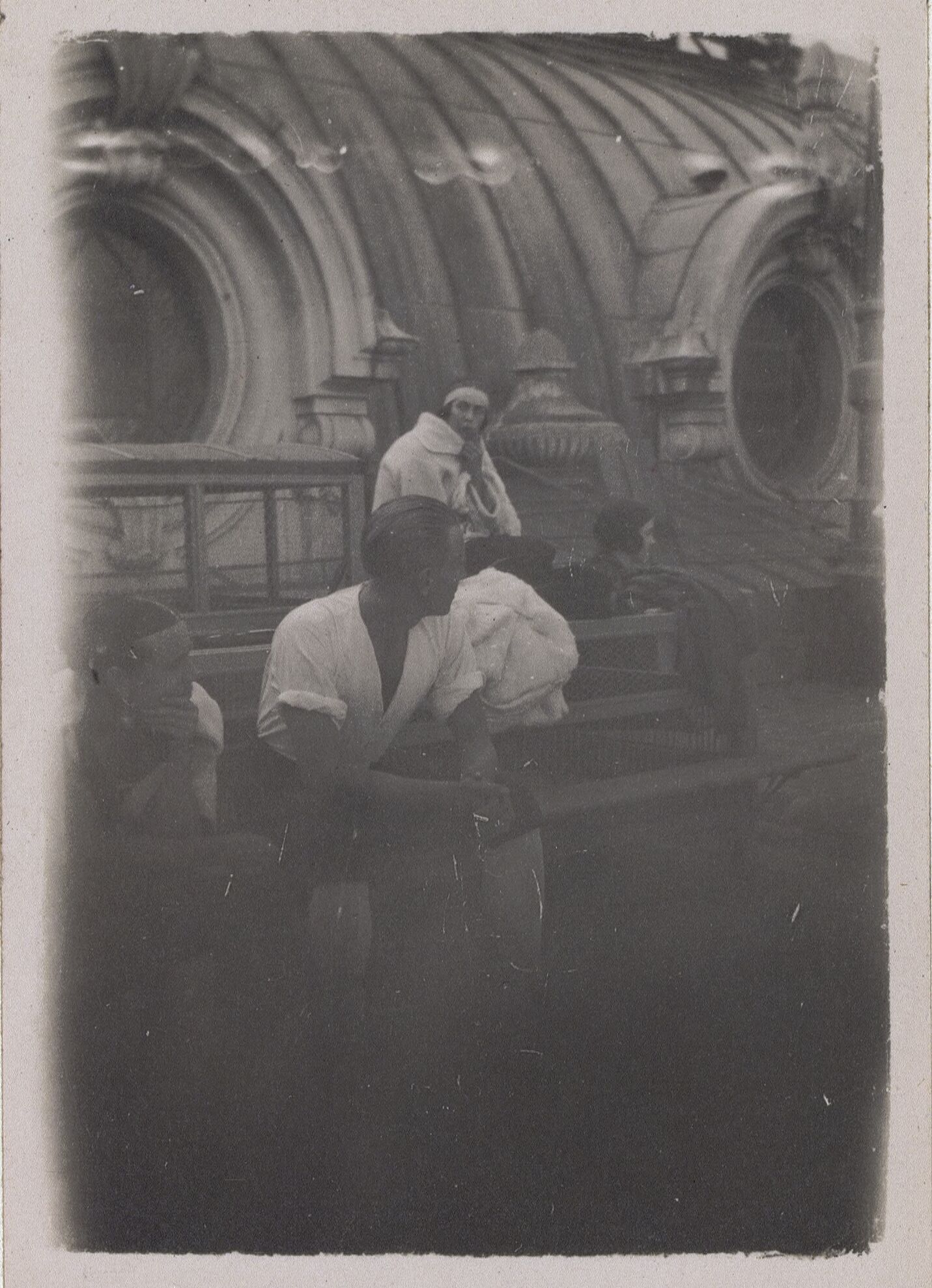 1923 Les Noces rehearsal in Monte Carlo with Bronislava Nijinska in the background