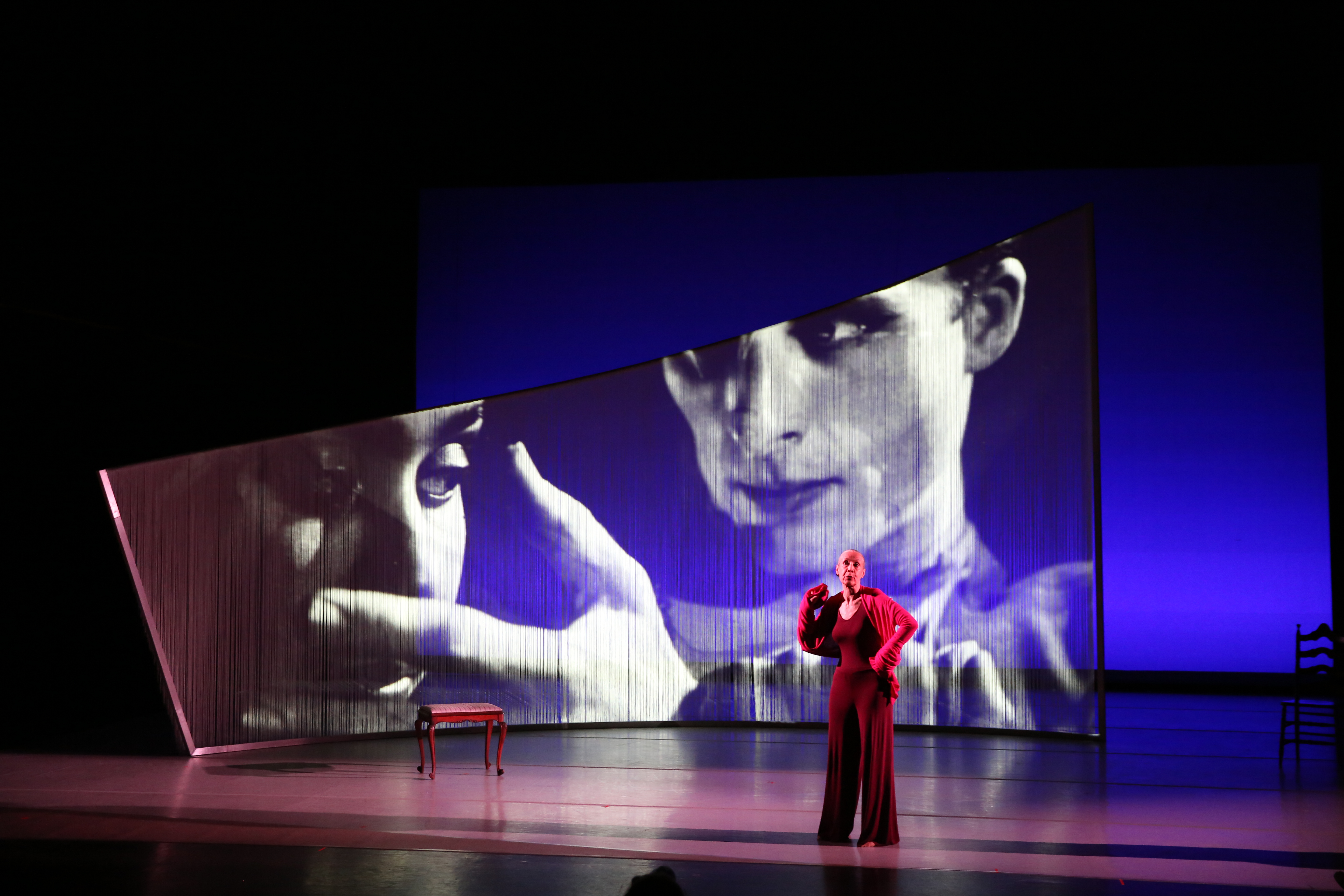 Carmen de Lavallade performing in As I Remember It at the Baryshnikov Arts Center in 2014.