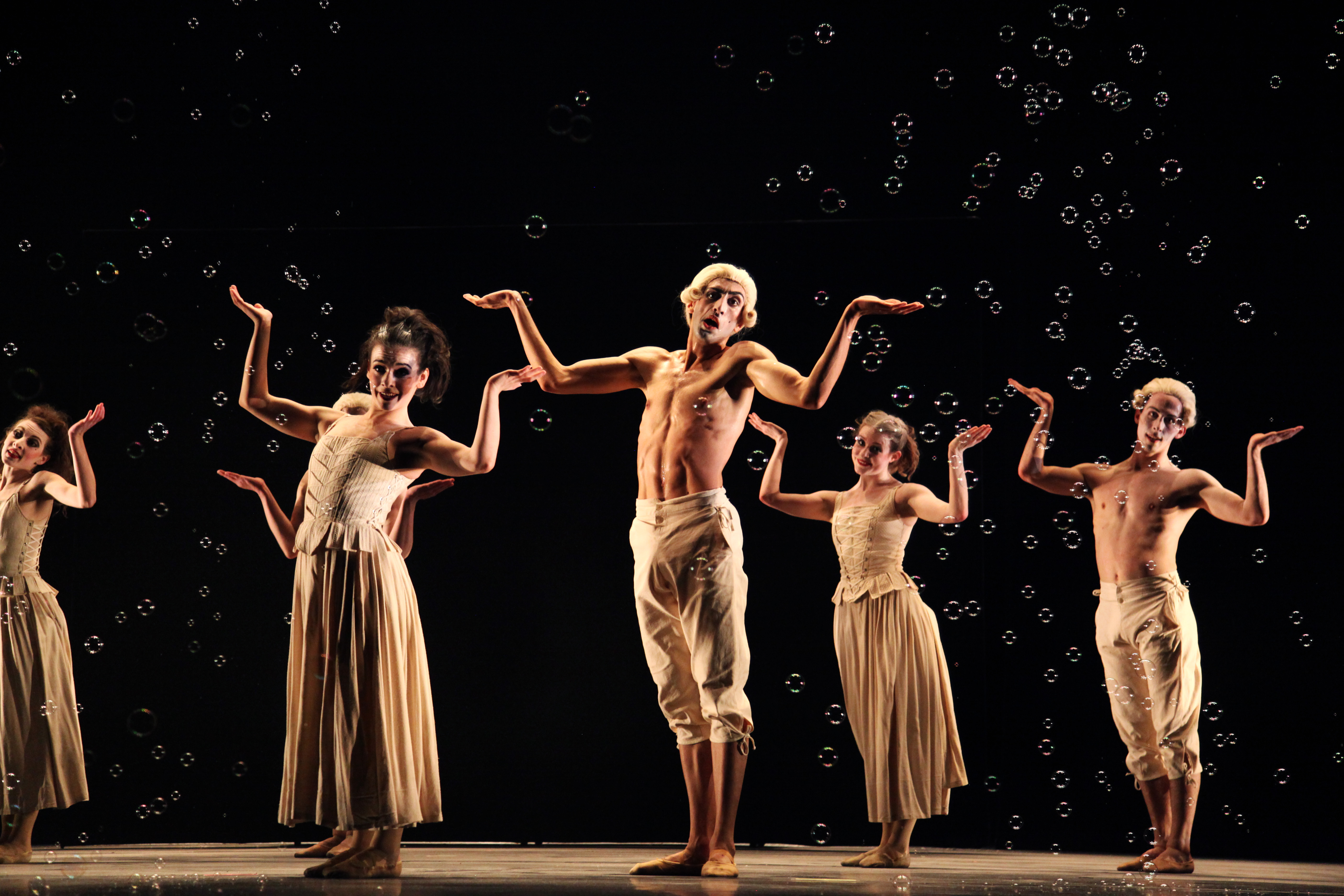Alabama Ballet dancers performing Jiří Kylián's Six Dances