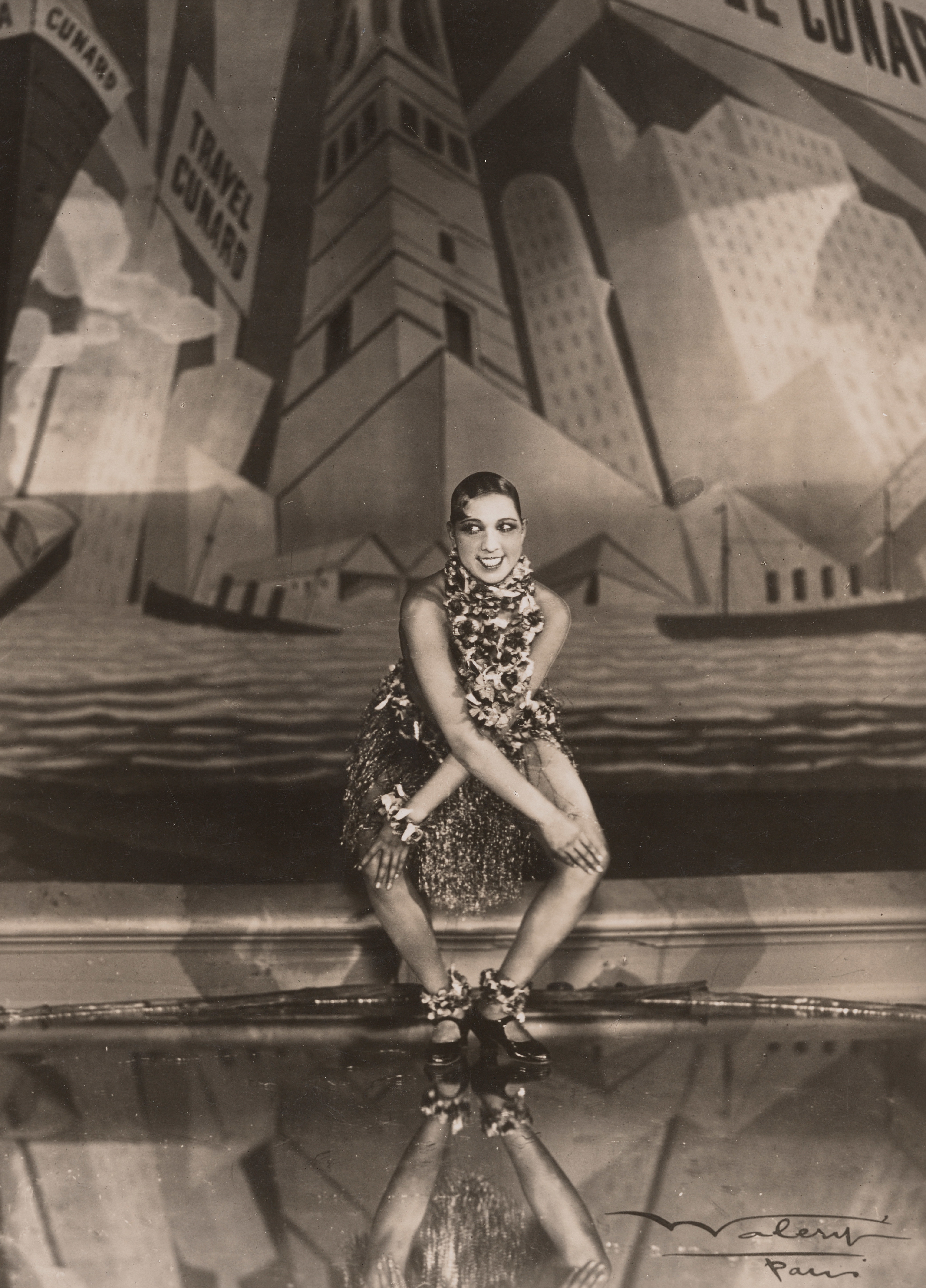 Josephine Baker dancing the Charleston onstage in Paris in 1926