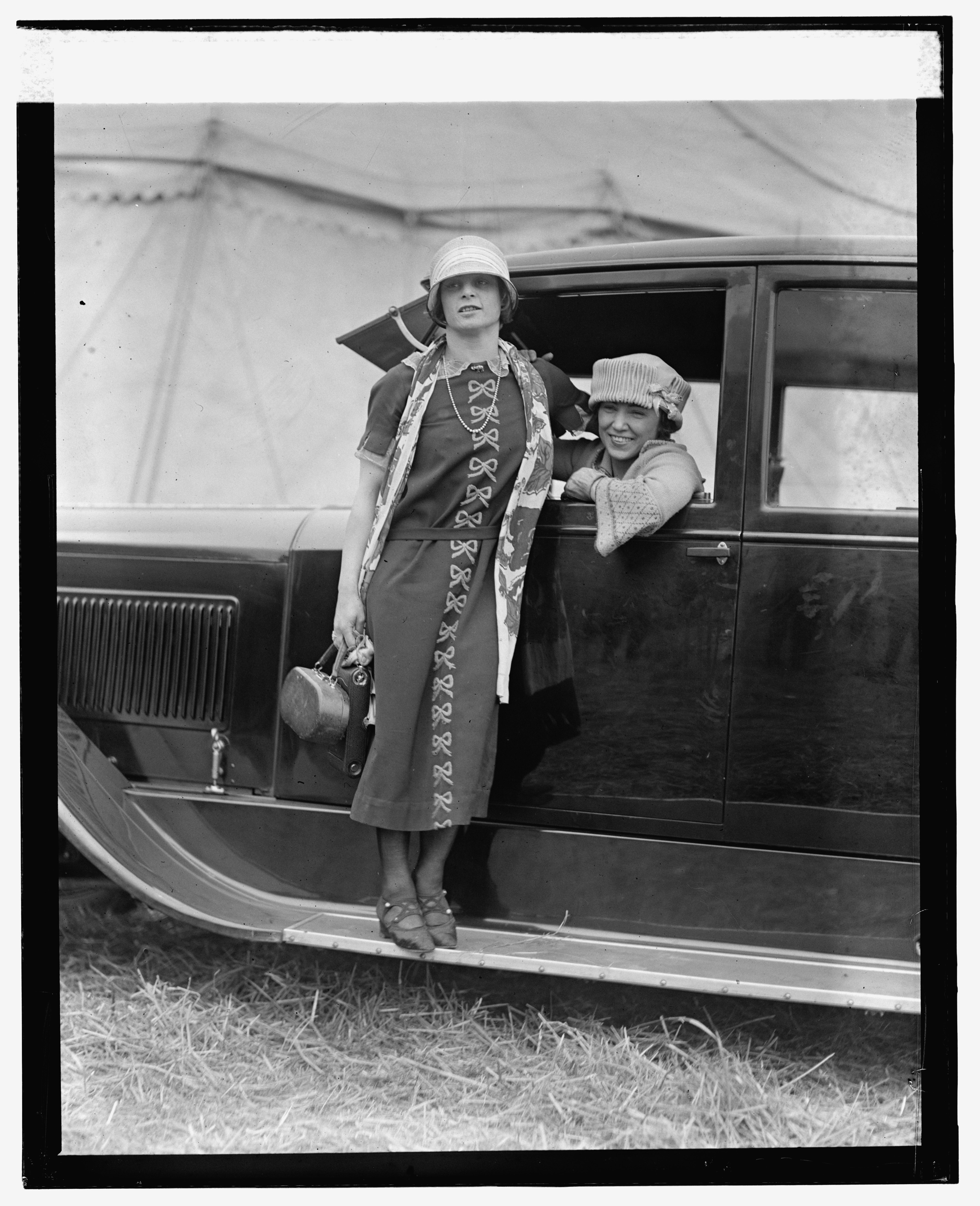Circus performers May Wirth and Lillian Leitzel photographed together in 1924