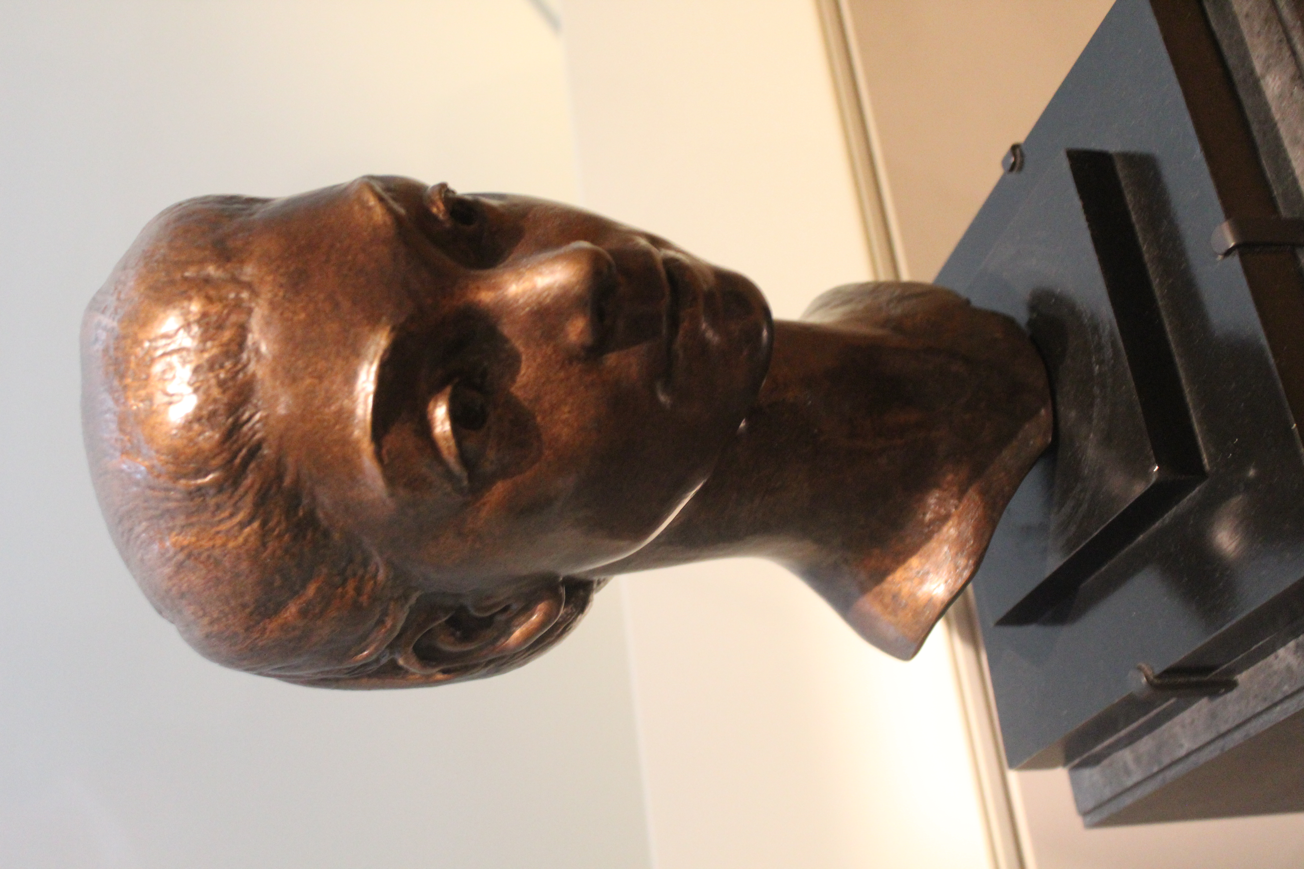 Bronze portrait bust of Dame Margot Fonteyn by Maurice Lambert