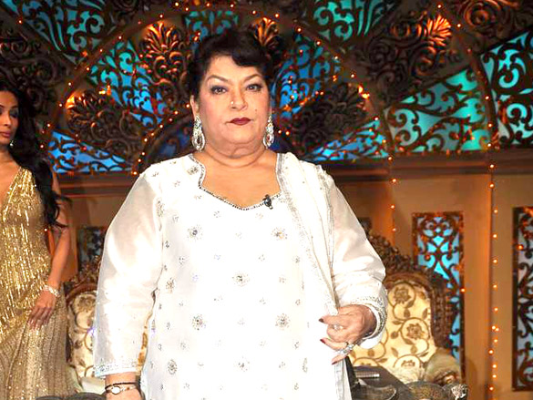 Saroj Khan standing on the decorated set of Nachle Ve with Saroj Khan in 2012
