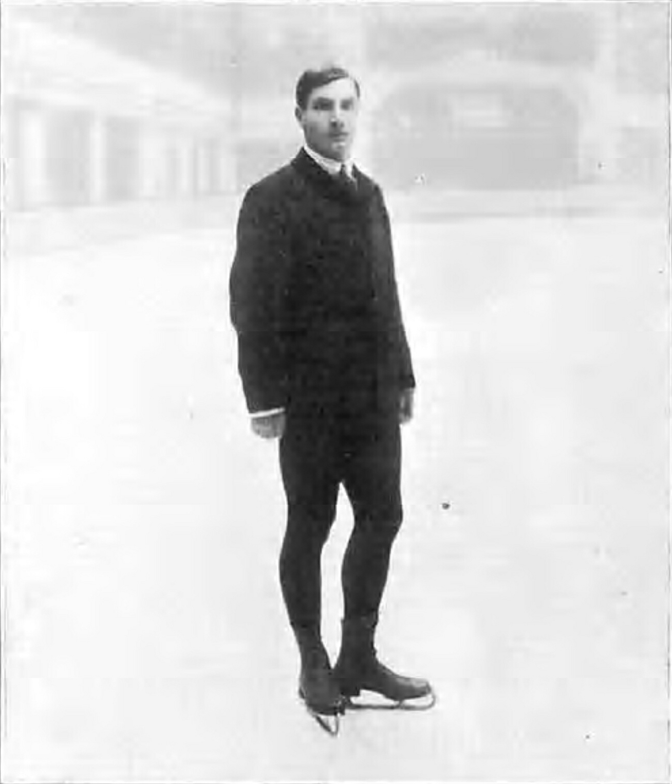 Ulrich Salchow standing on the ice at the 1908 London Olympic Games