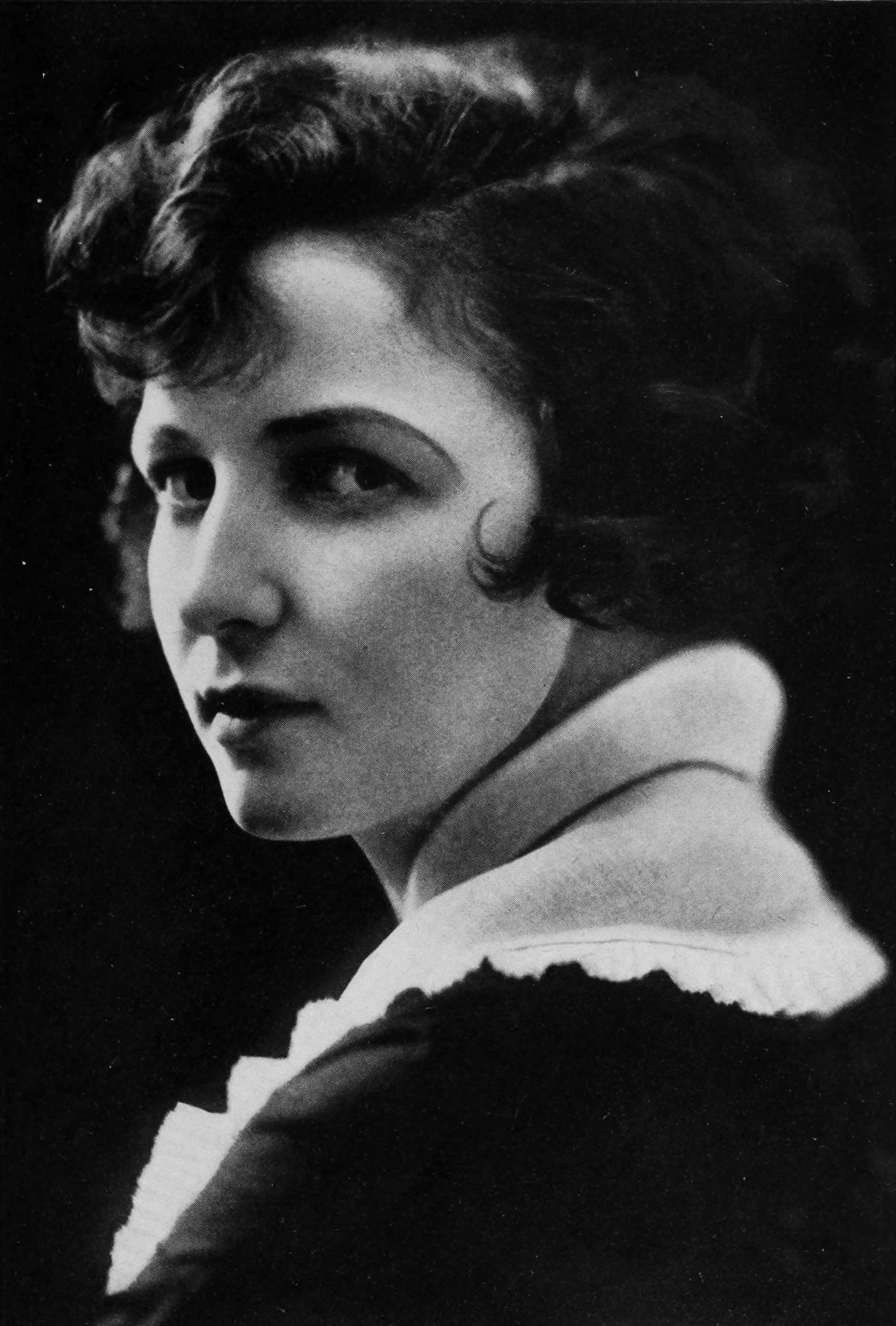 Studio portrait of Irene Castle published in Photoplay in August 1917